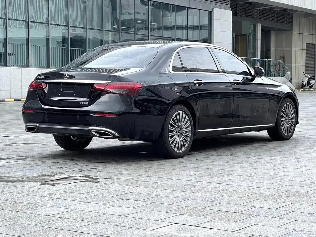 Mercedes-Benz E-Class 2023 из CN, фото 6
