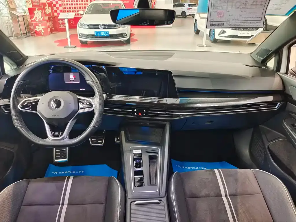 Volkswagen Golf 2022 из CN, фото 8