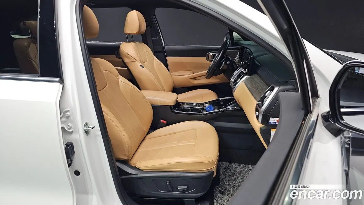 Kia Sorento — фото 5
