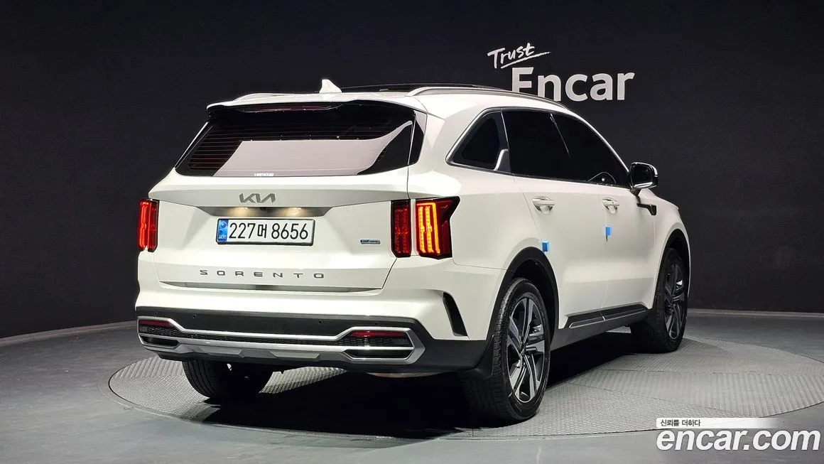 Kia Sorento — фото 3