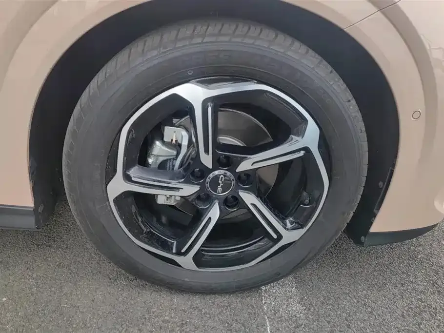 BYD Seal 06GT — фото 9