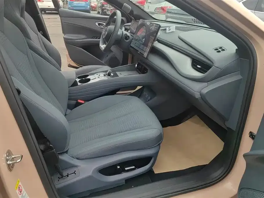 BYD Seal 06GT — фото 7