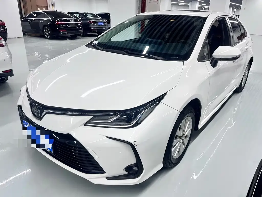 Toyota Corolla 2021 из CN, фото 1