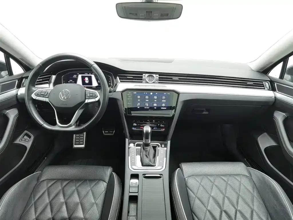Volkswagen Magotan GTE PHEV 2024 из CN, фото 9