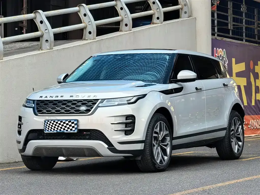 Land Rover Evoque — фото 1