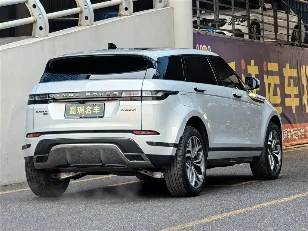 Land Rover Evoque — фото 7