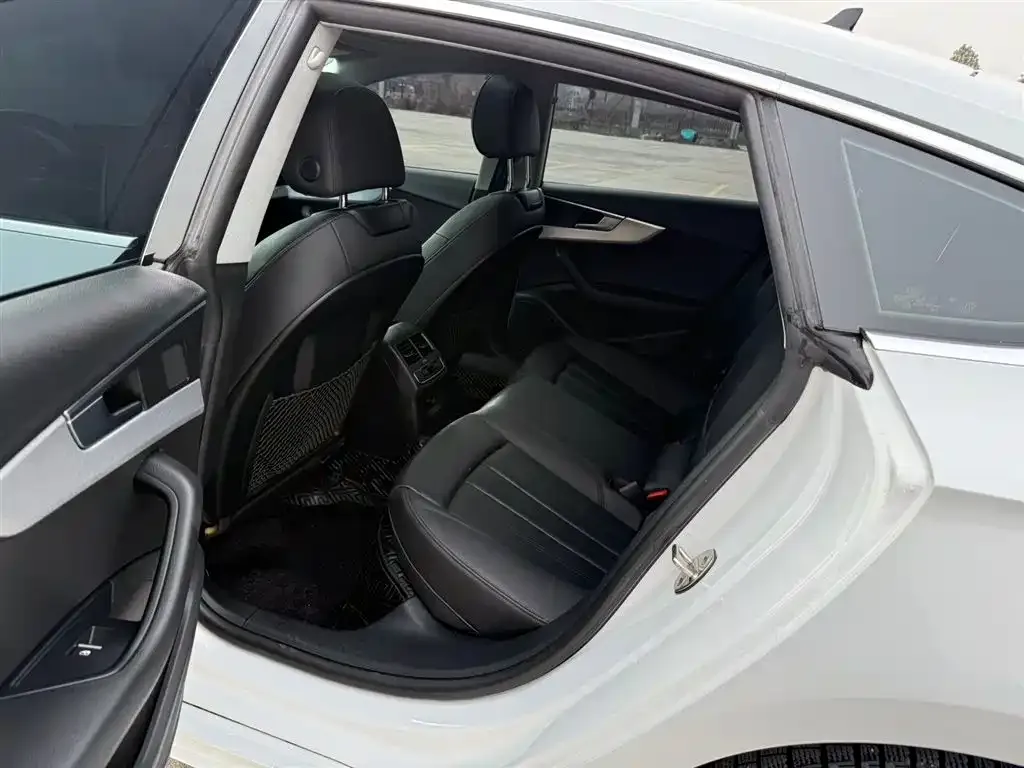 Audi A5 (Import) — фото 3