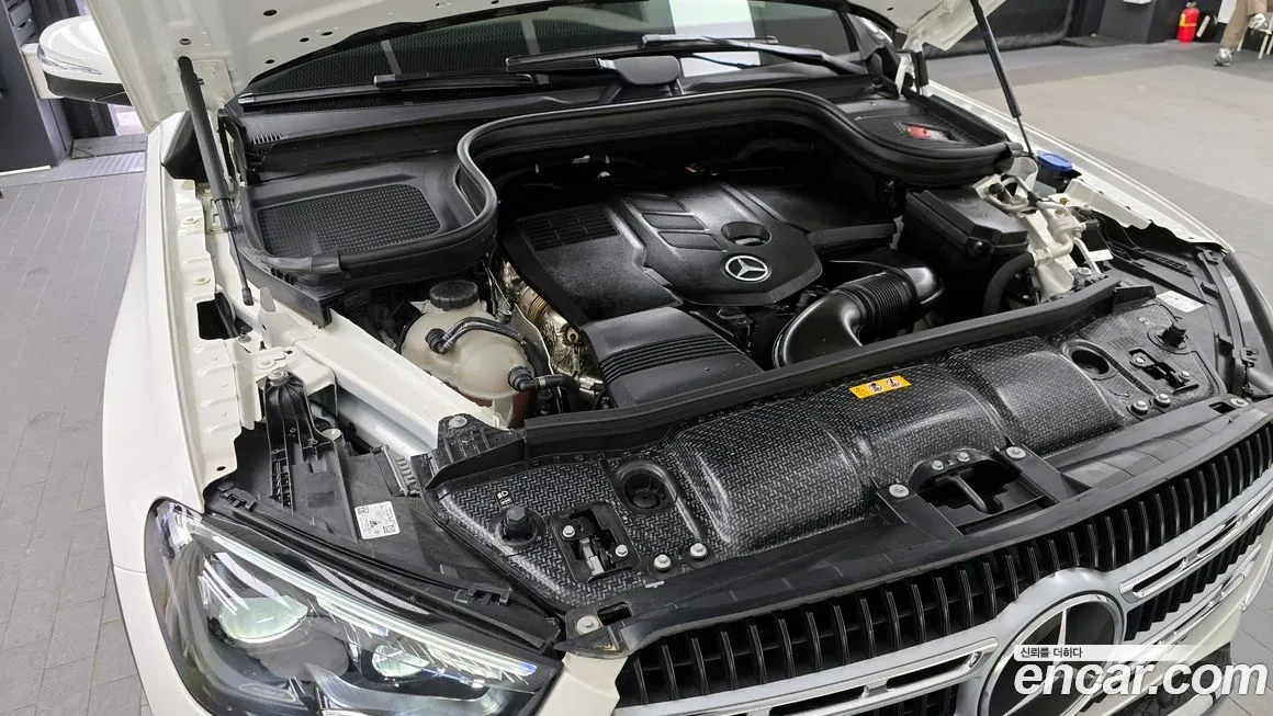 Mercedes-Benz GLE-Class — фото 5