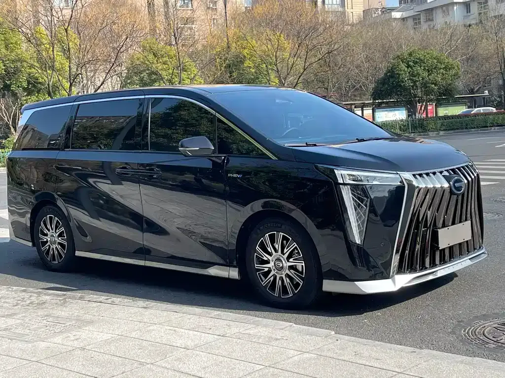 GAC Motor Trumpchi E9 — фото 9