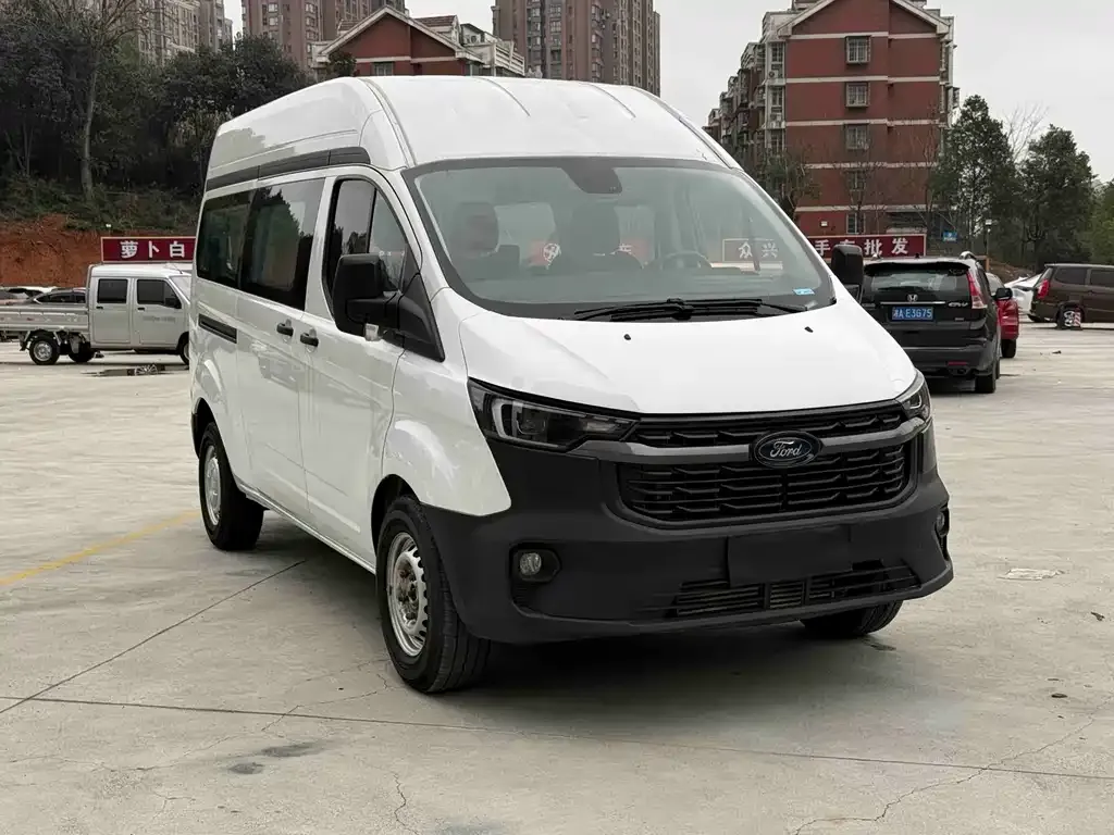 Ford Transit 2024 из CN, фото 5