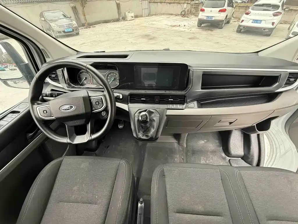 Ford Transit 2024 из CN, фото 10