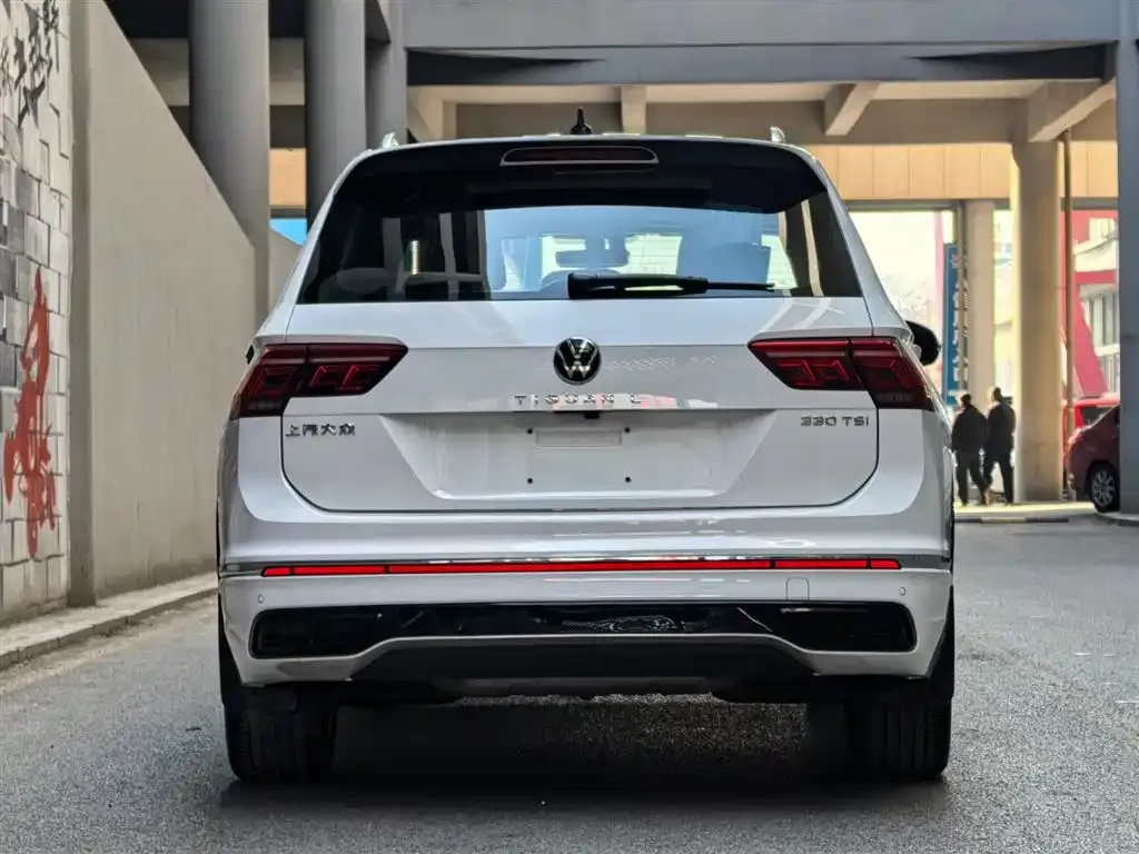 Volkswagen Tiguan L 2024 из CN, фото 10