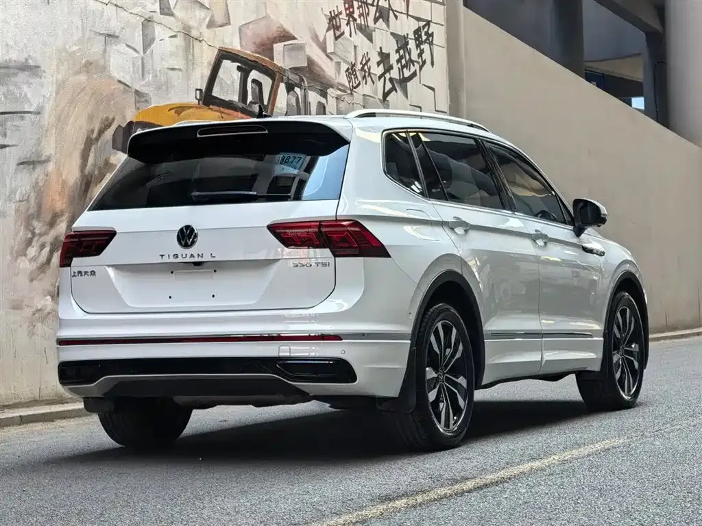 Volkswagen Tiguan L 2024 из CN, фото 4