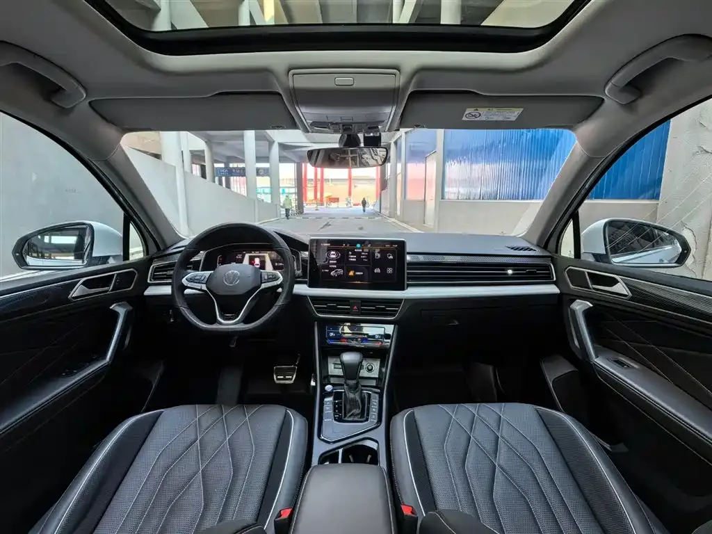 Volkswagen Tiguan L 2024 из CN, фото 2