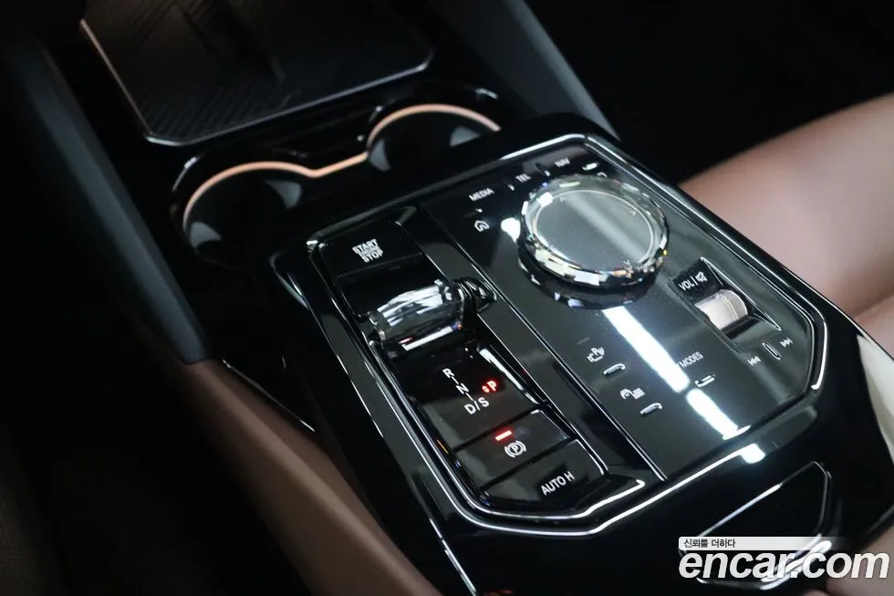 BMW 5-Series — фото 4
