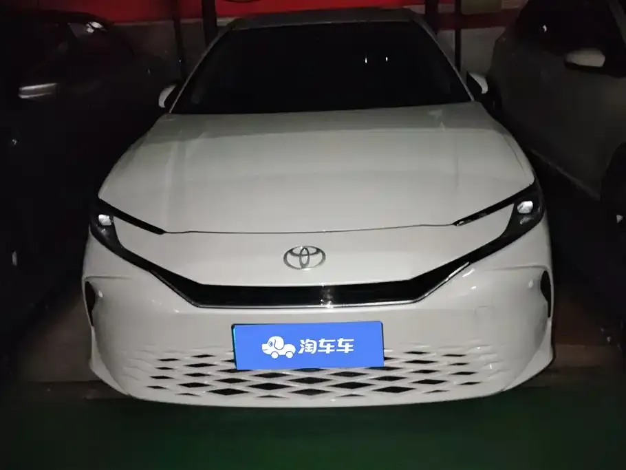Toyota Camry 2025 из CN, фото 6