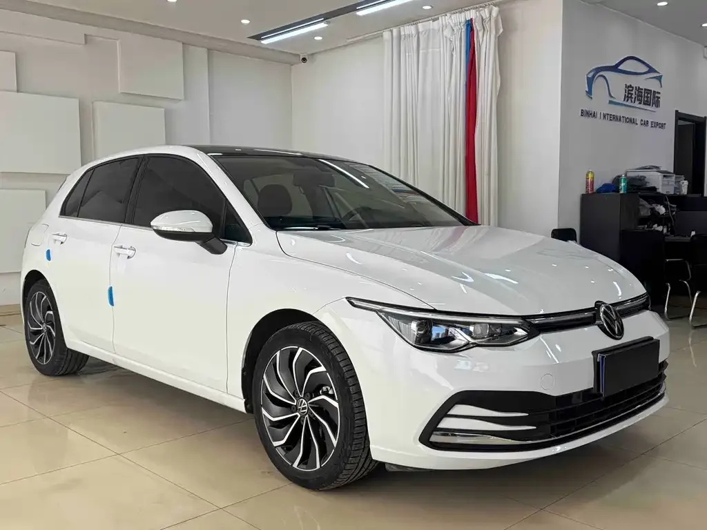 Volkswagen Golf 2021 из CN, фото 4
