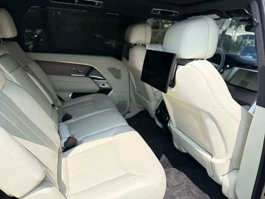 Land Rover Range Rover 2025 из CN, фото 3