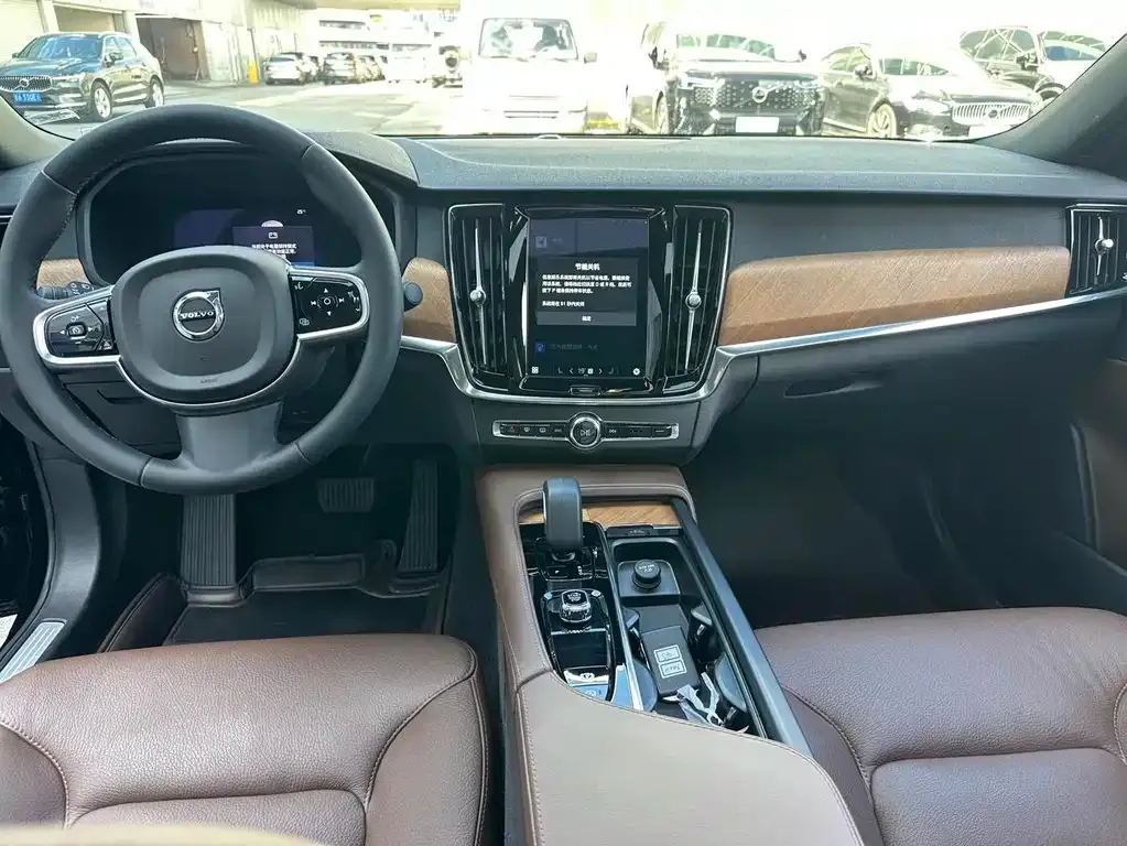 Volvo S90 — фото 7
