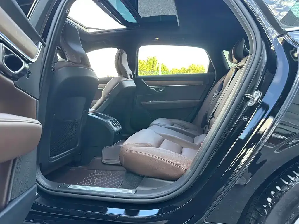 Volvo S90 — фото 2