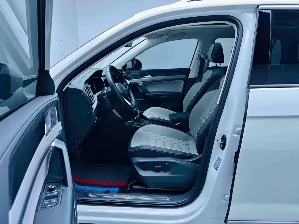 Volkswagen Tayron 2024 из CN, фото 4