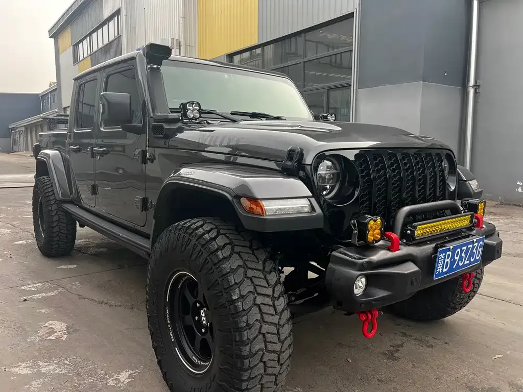 Jeep Gladiator 2023 из CN, фото 2