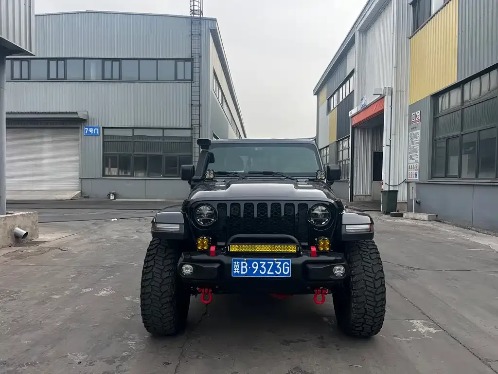Jeep Gladiator 2023 из CN, фото 3