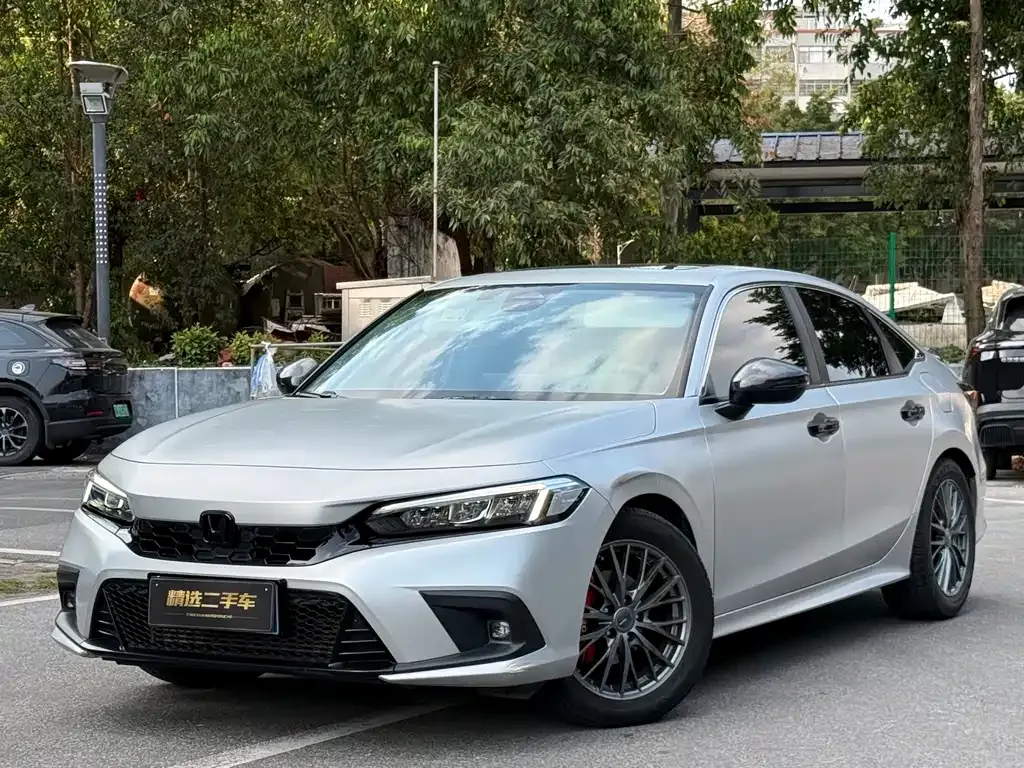 Honda Civic — фото 1
