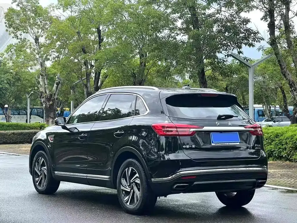 Hongqi HS5 — фото 9