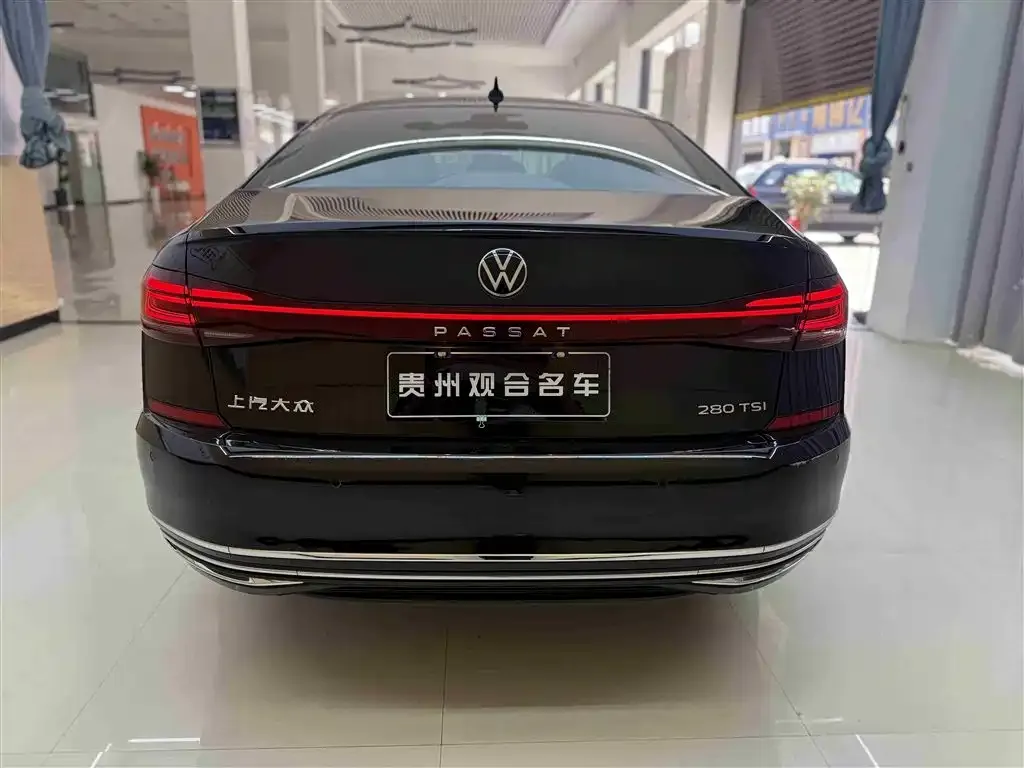 Volkswagen Passat — фото 3