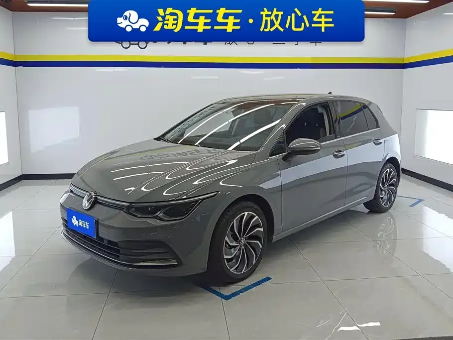 Volkswagen Golf 2024 из CN, фото 1