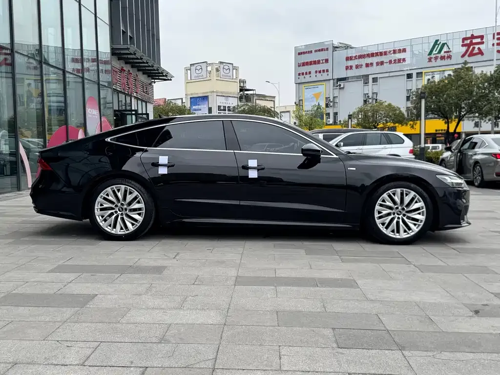 Audi A7 2021 из CN, фото 5