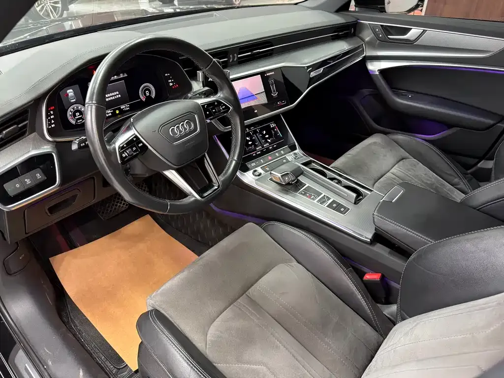 Audi A6L — фото 10