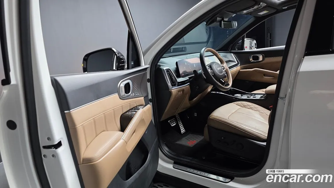 Kia Sorento — фото 7