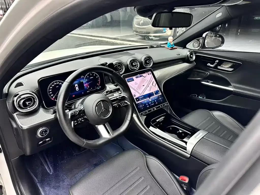 Mercedes-Benz C-Class — фото 10