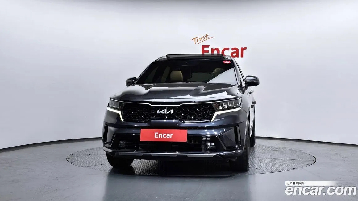 Kia Sorento — фото 7