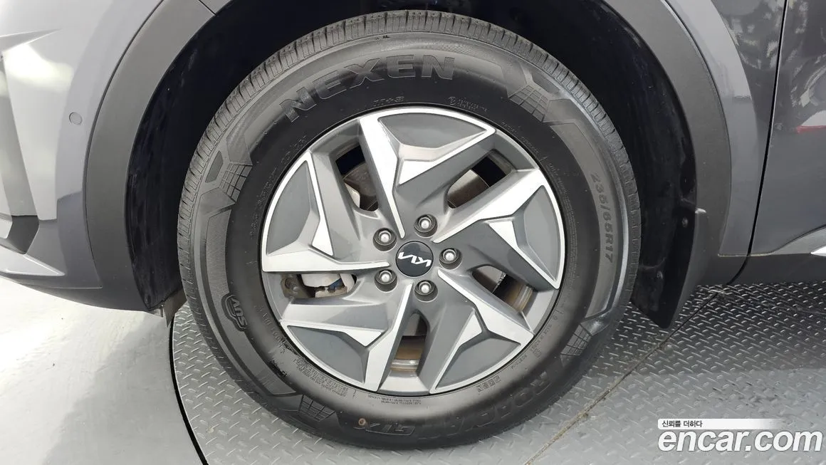 Kia Sorento — фото 5