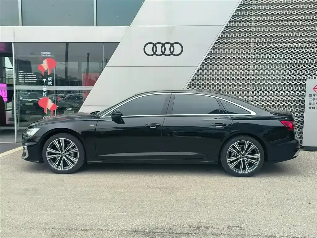 Audi A6L — фото 8