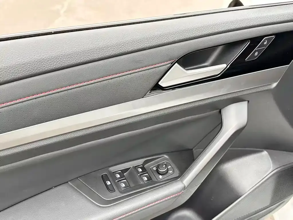 Volkswagen Lavida 2024 из CN, фото 8