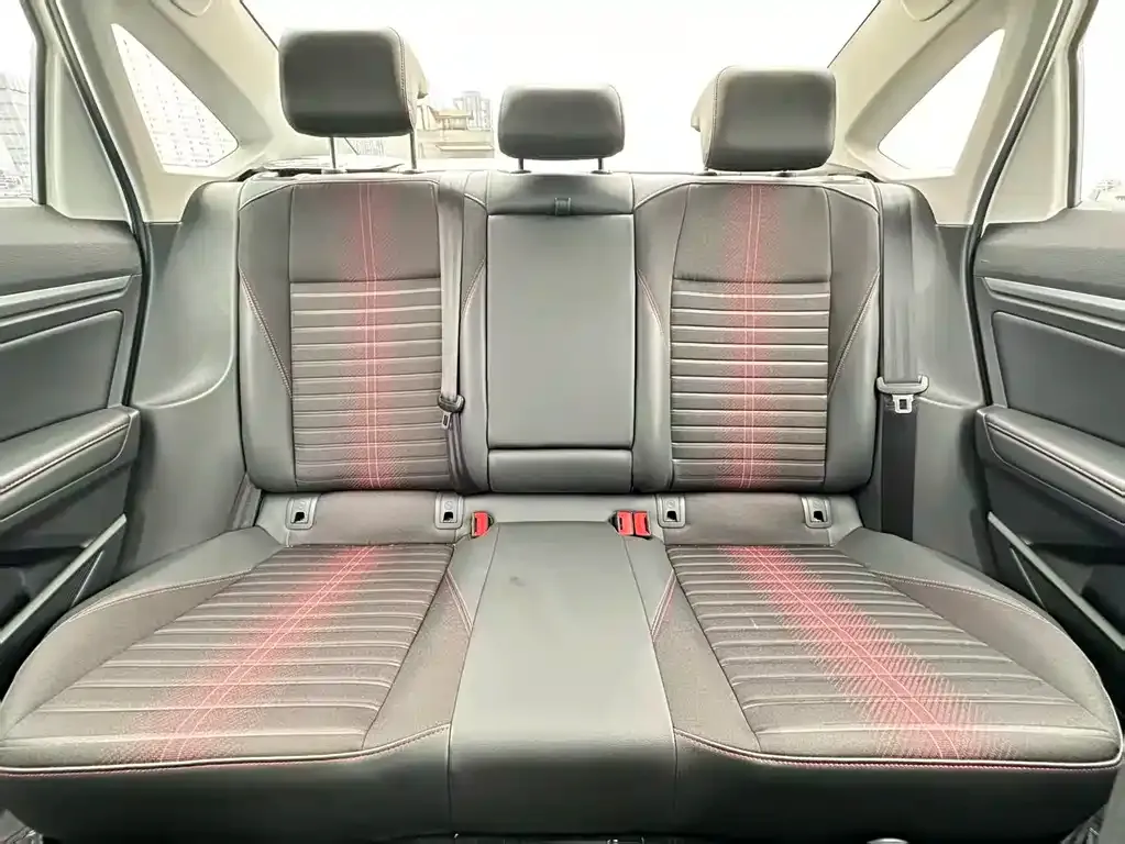 Volkswagen Lavida 2024 из CN, фото 7