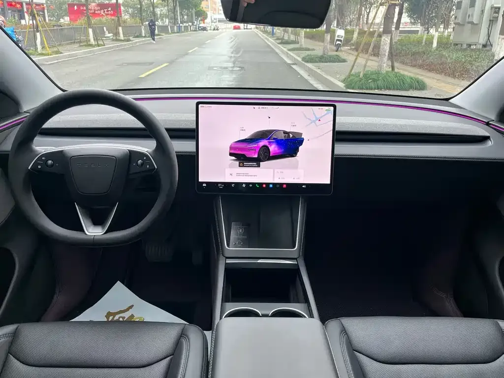 Tesla Model Y — фото 6