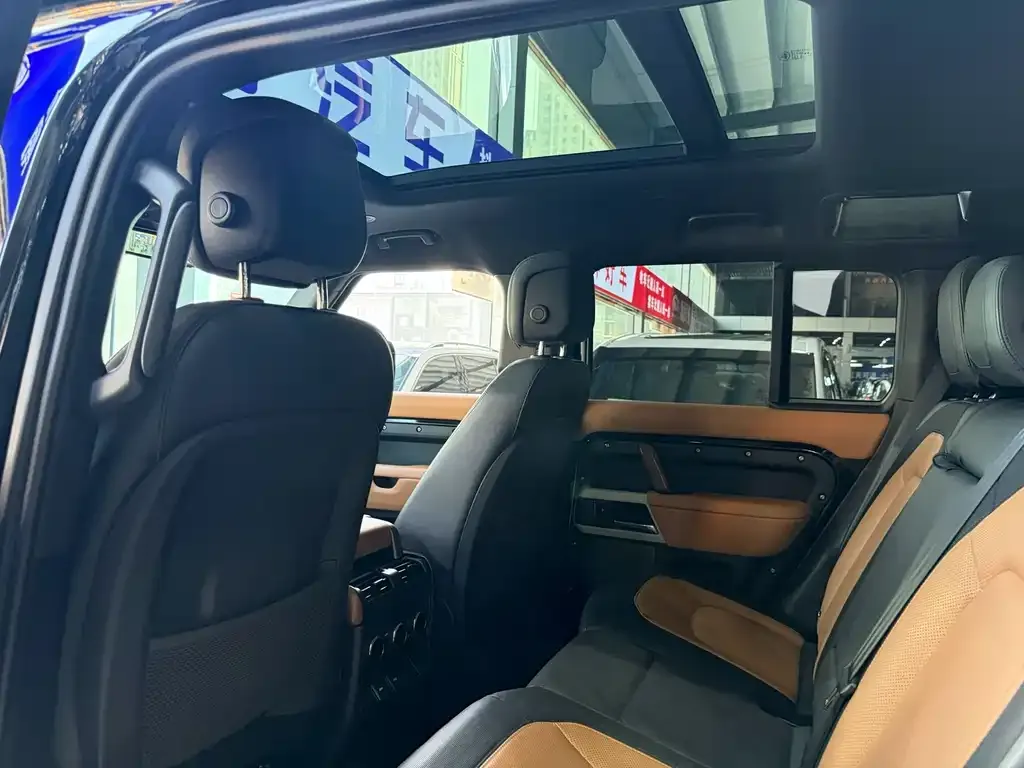 Land Rover Defender — фото 4