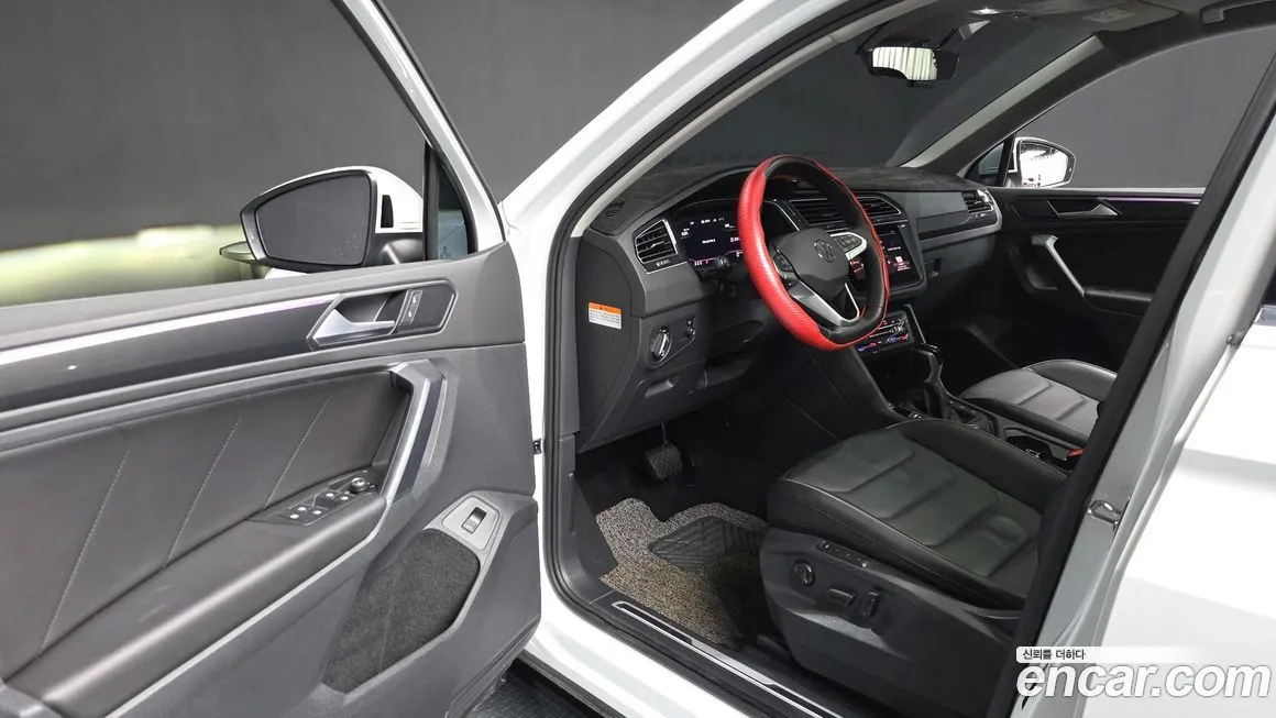 Volkswagen Tiguan 2022 из KR, фото 9
