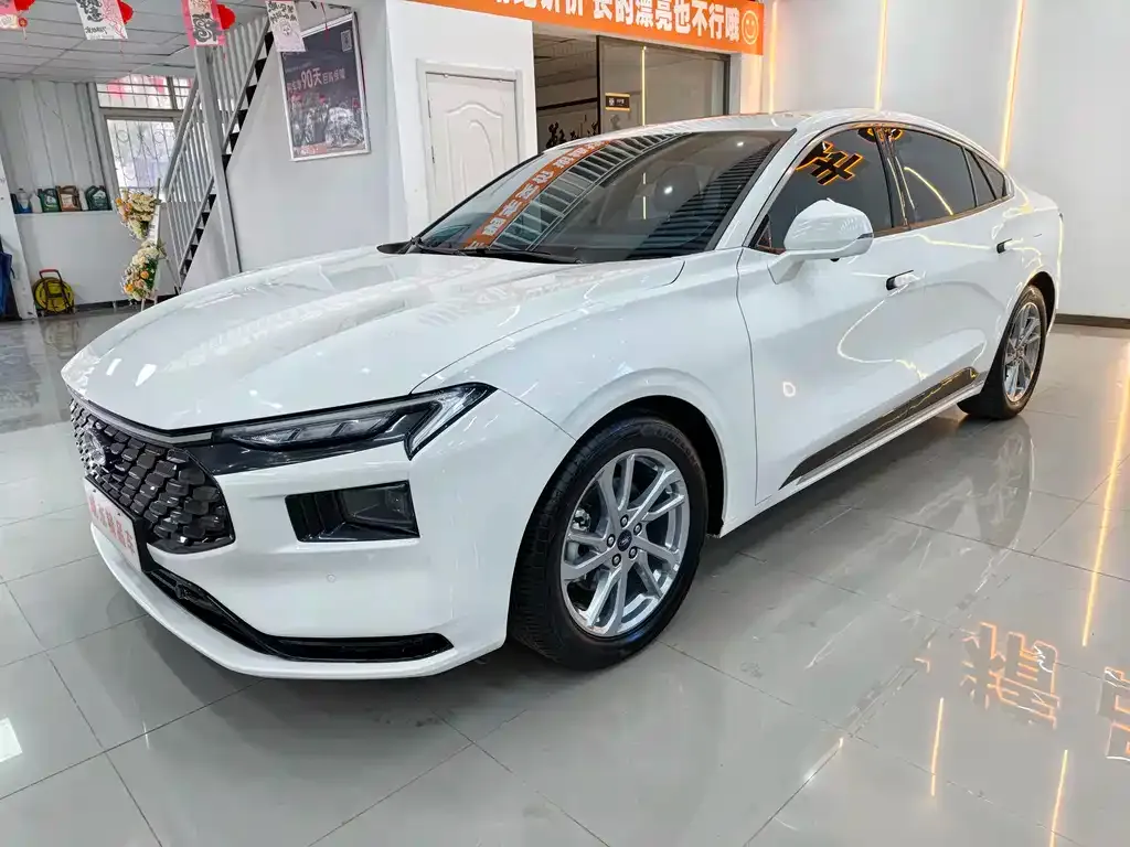 Ford Mondeo 2024 из CN, фото 1