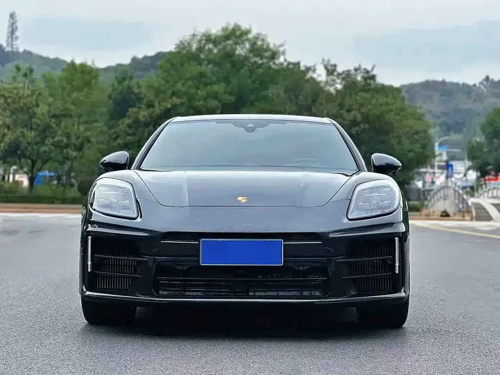 Porsche Panamera — фото 4