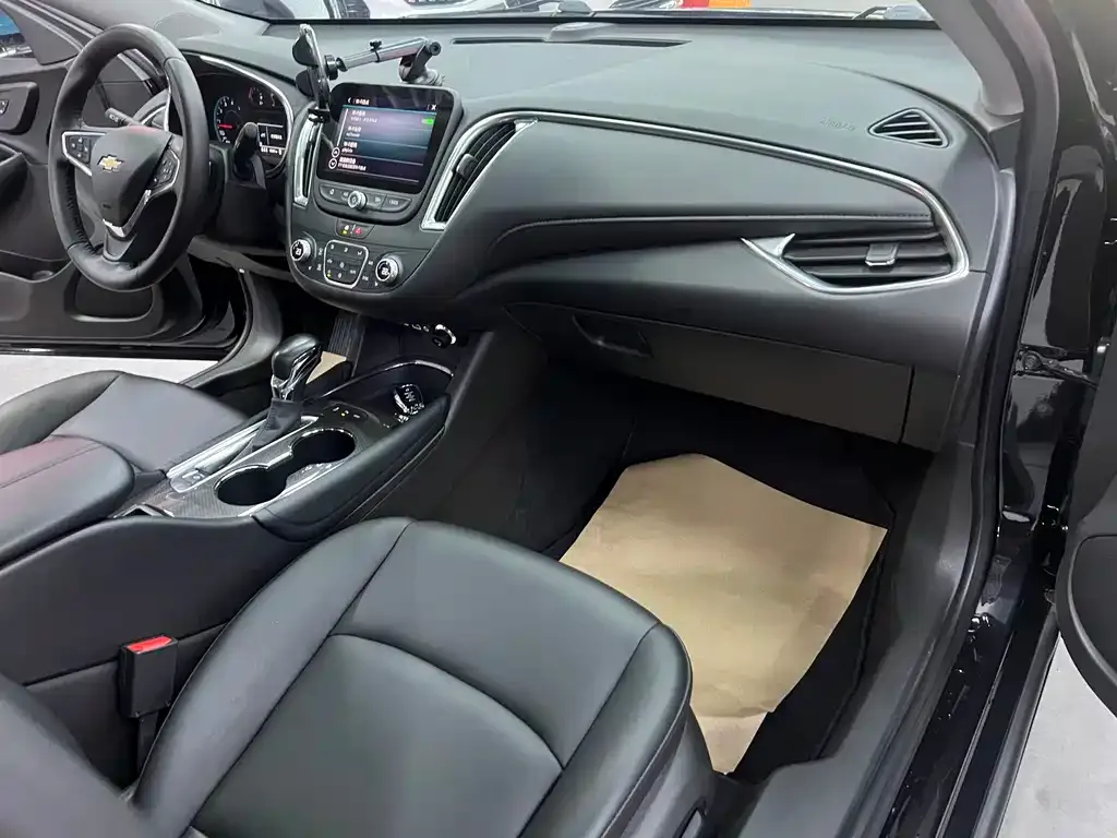 Chevrolet Malibu XL 2021 из CN, фото 2
