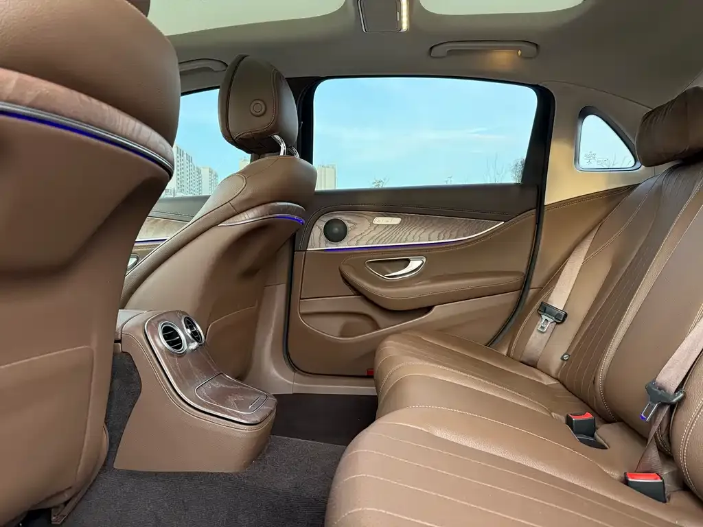 Mercedes-Benz E-Class 2021 из CN, фото 5