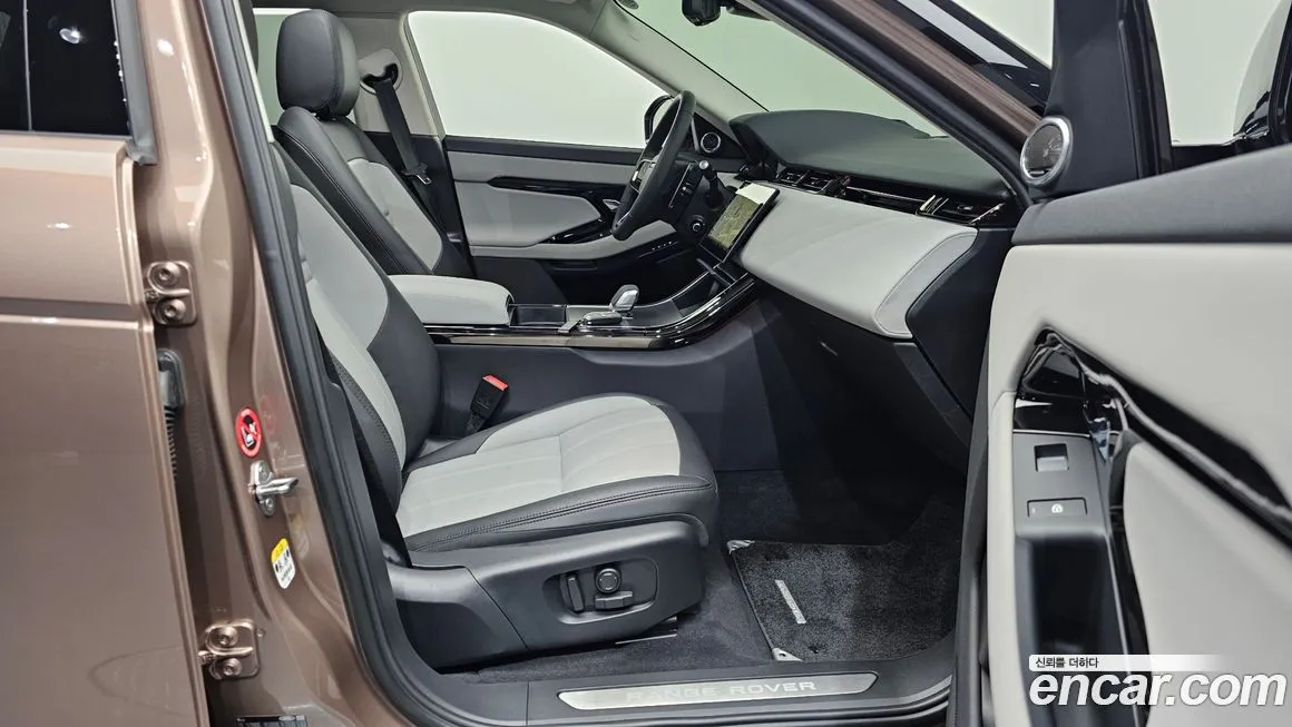 Land Rover Range Rover Evoque 2025 из KR, фото 6