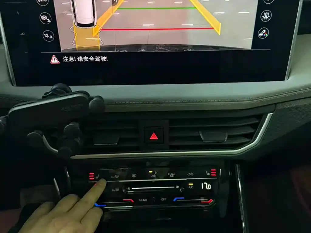 Volkswagen Tayron 2023 из CN, фото 9