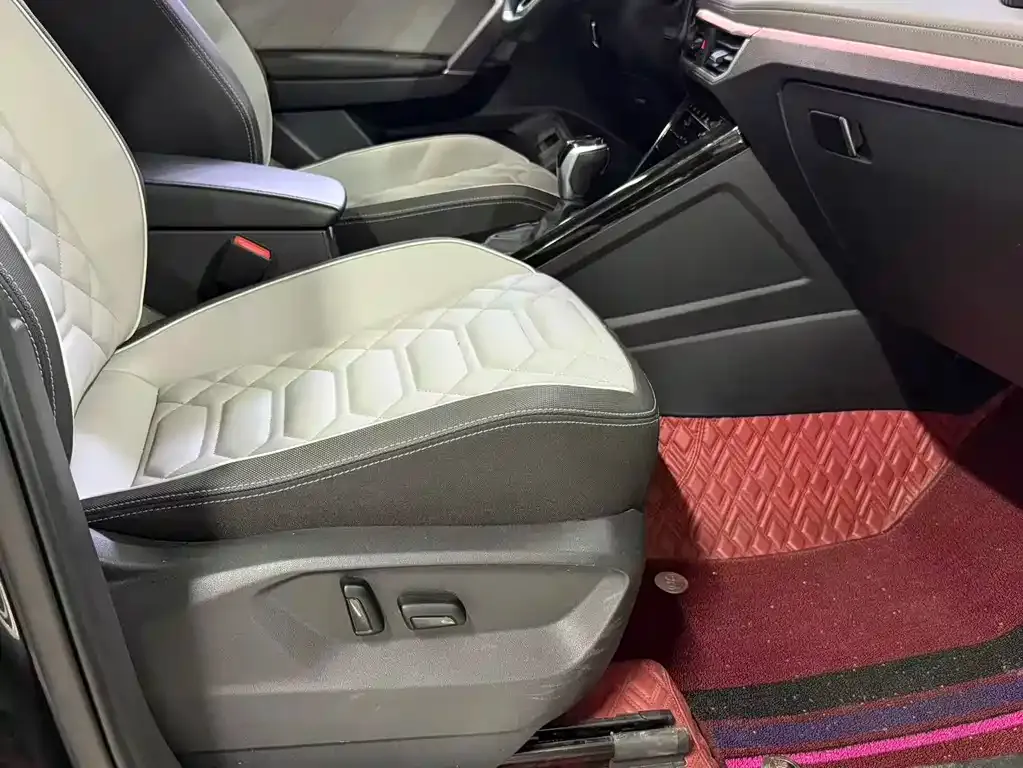 Volkswagen Tayron 2023 из CN, фото 10